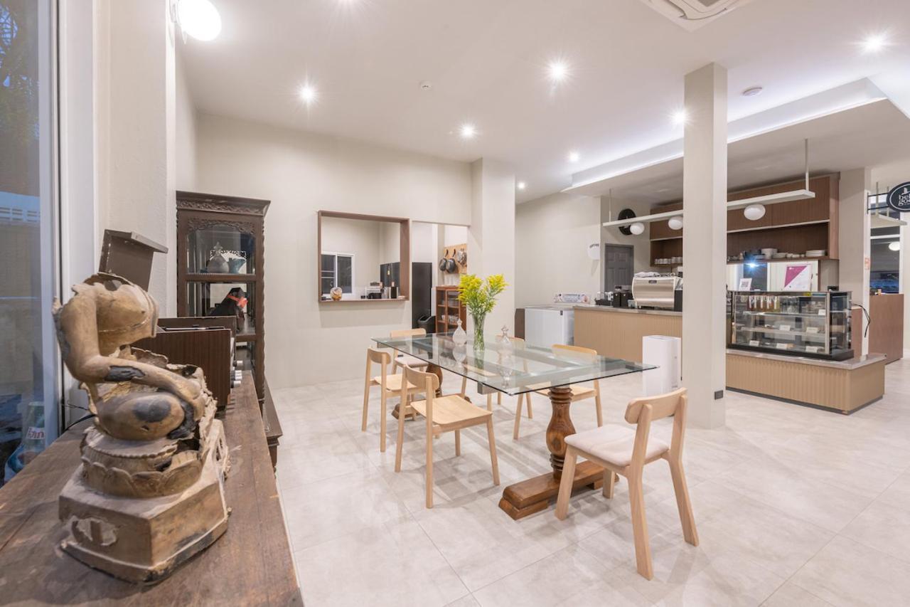 Alt Pingriver Coworking & Coliving Space Chiang Mai Exterior foto