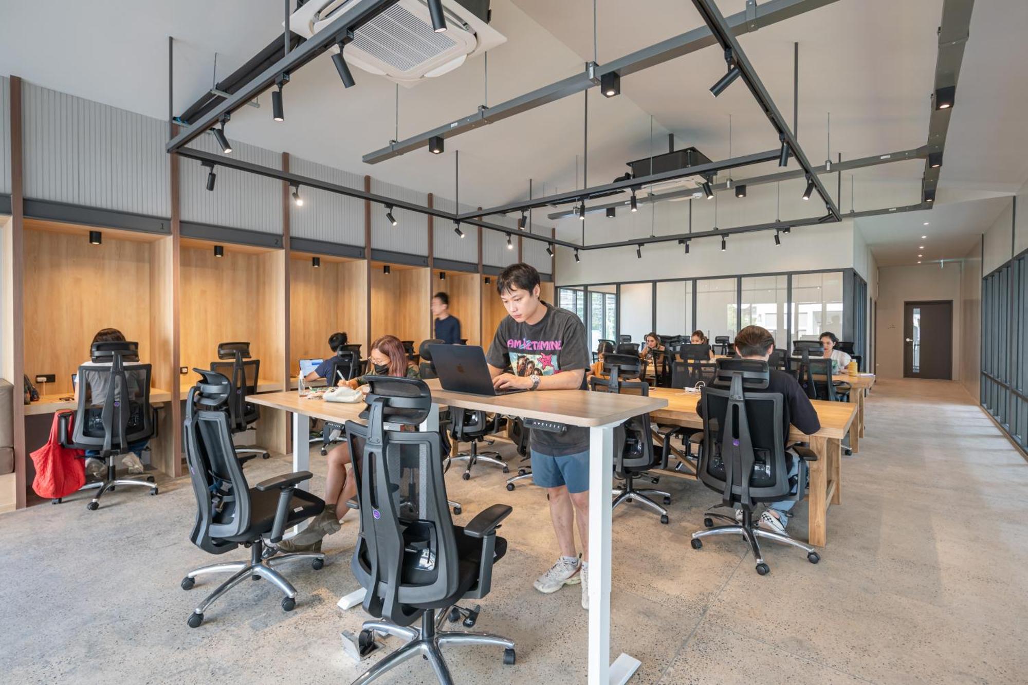 Alt Pingriver Coworking & Coliving Space Chiang Mai Exterior foto